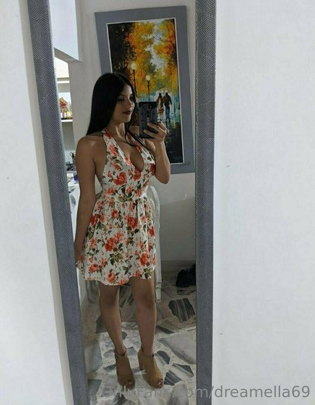 BBW TS オンリーファンズ 無料裸 写真