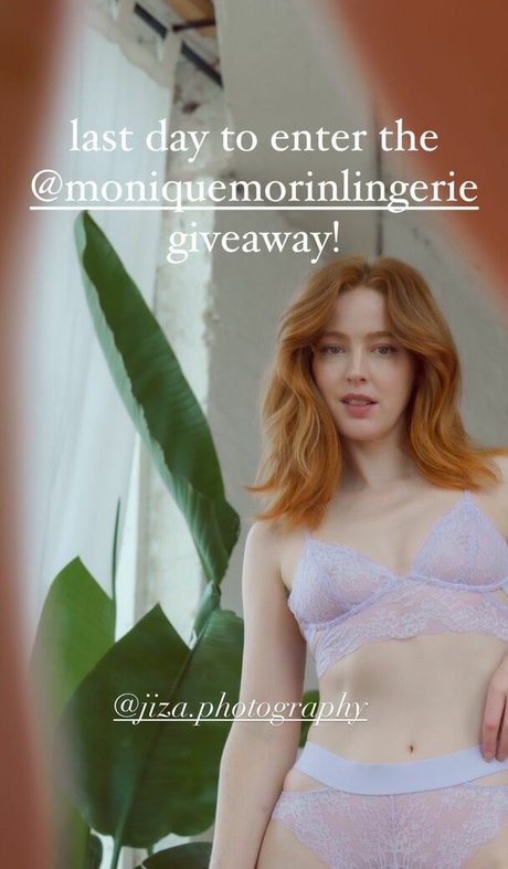 ハロウィン オンリーファン ポルノ 写真