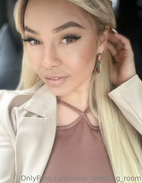 アニメプリンセスOnlyFans セクシー裸 写真