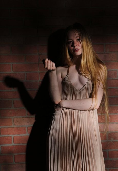 厚い黒檀オンリーファンズ ポルノ 写真