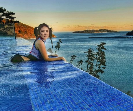 Yuggie TV ホットなモデル 画像