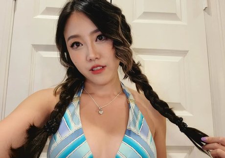 女性フィットネス オンリーファンズ セクシーヌード 写真