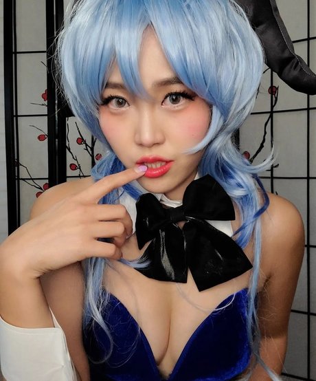 Yuggie TV 素敵なポルノスター 写真