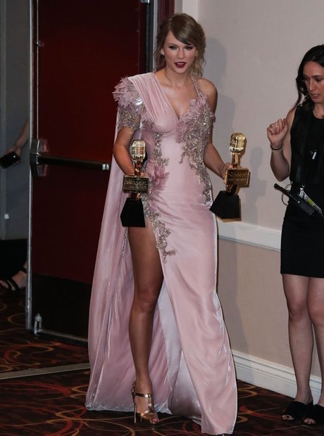 黒いお尻のオンリーファンズ ポルノ 写真