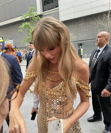 赤毛の太めOnlyFans アート裸 写真