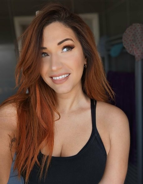 SquidGaming セックス女優 写真