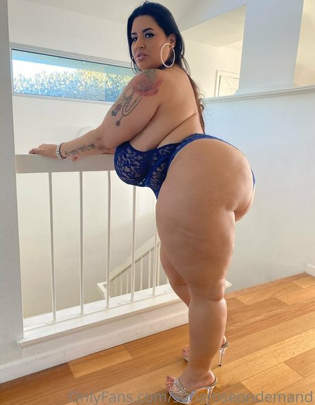 プールファックOnlyFans 無料アダルト 画像