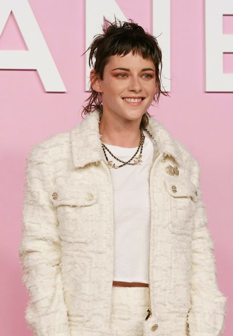 Kristen Stewart アートスター 写真