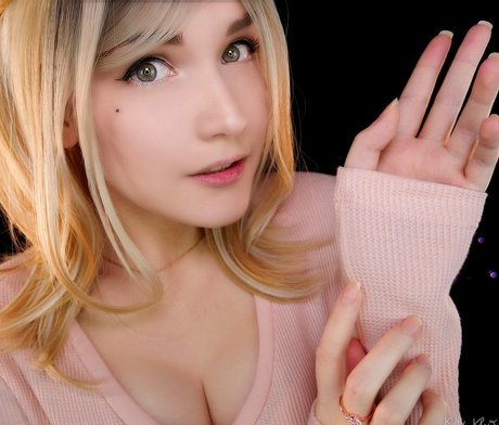 ASMR KittyKlaw 裸のスター 画像