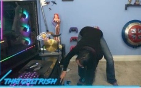 プリティオンリーファンズ アート裸 写真