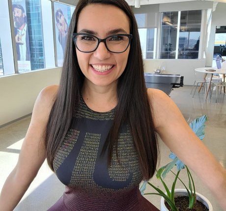 大きな黒い猫OnlyFans 美しいヌード ギャラリー