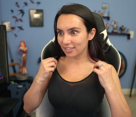 セクシーなドレスOnlyFans 無料ヌード ギャラリー