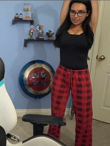 Trisha Hershberger ヌードモデル 写真