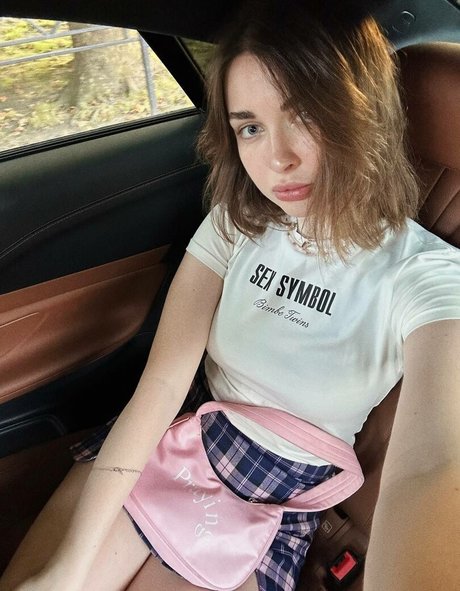 ベラルーシのファンのみ ポルノ 画像