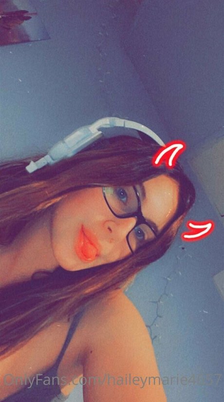 haileymarie4657 ヌードスター 写真