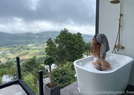 ぽっちゃり黒人OnlyFans セクシーヌード 写真