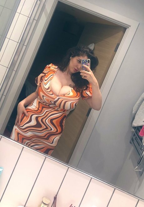 アナル舐めオンリーファンズ えろ 写真