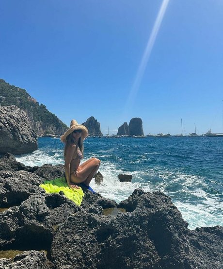 ゲイアナル舐めオンリーファンズ セクシーヌード 画像