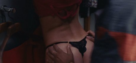 大きなお尻と巨乳のオンリーファンズ アダルト 写真