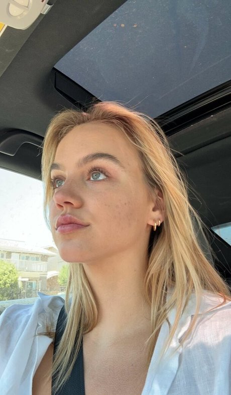 ぽっちゃりアジア人オンリーファンズ ホットセクシー 写真