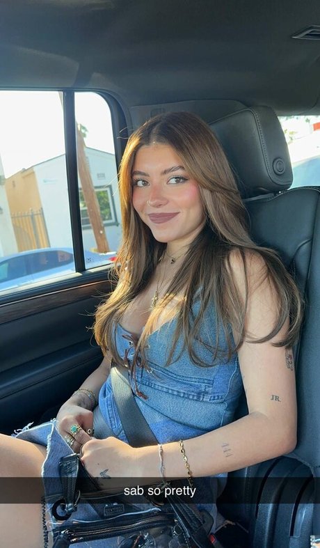 Emma Brooks セックス女優 写真