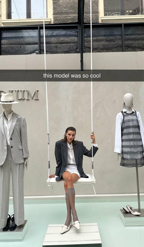 毛深いラテン系オンリーファンズ 美しいポルノ 画像