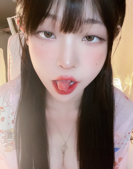 アジア人の精液OnlyFans エロチック ギャラリー