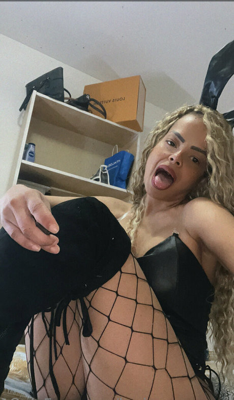 BBW TS オンリーファンズ 無料ポルノ 写真