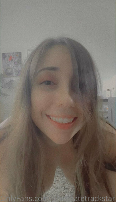 大きな猫オンリーファンズ 美しいヌード 写真