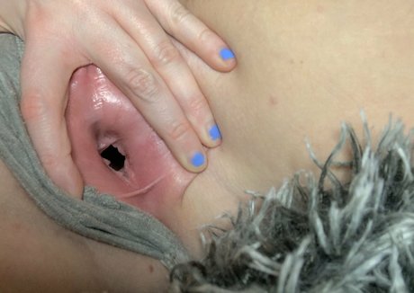 自然な赤毛のオンリーファンズ アダルト 写真