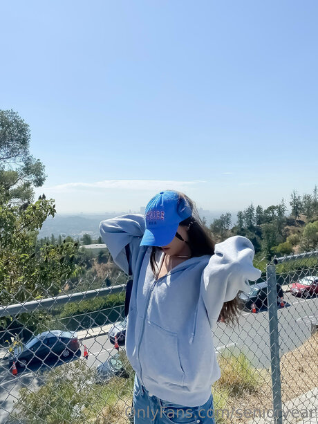 ポーグ xxx オンリーファンズ アート裸 写真