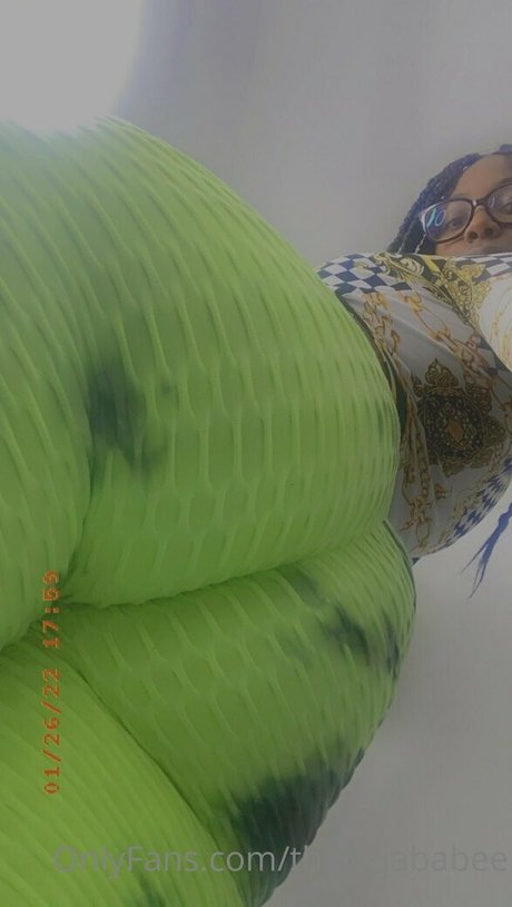 巨乳の赤毛オンリーファンズ 無料 写真