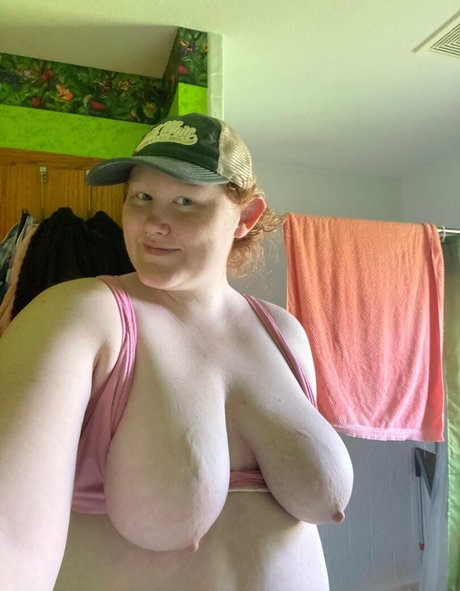 ゲイランジェリーOnlyFans ホット 画像