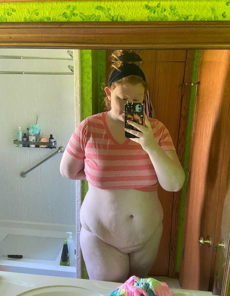 OnlyFansの普及 可愛い 写真