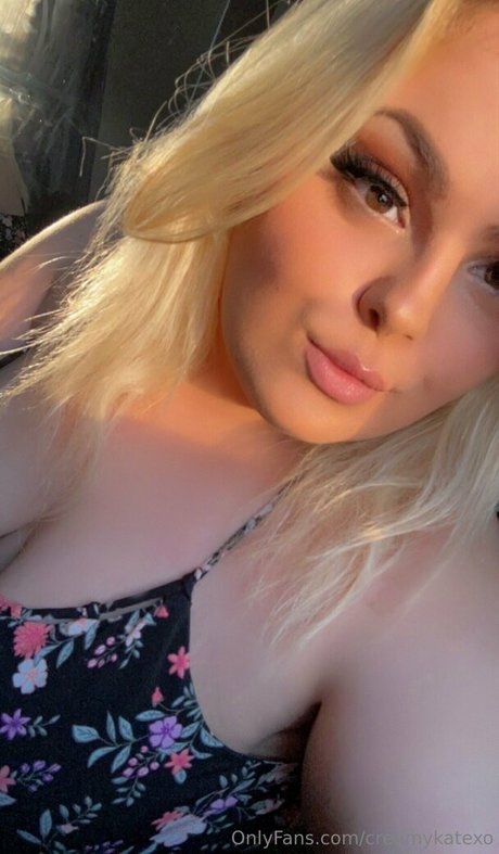 creamykatexo ヌードのポルノスター ギャラリー