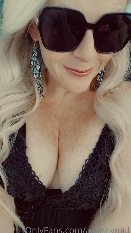 aclassymilf ポルノスター ホット 写真