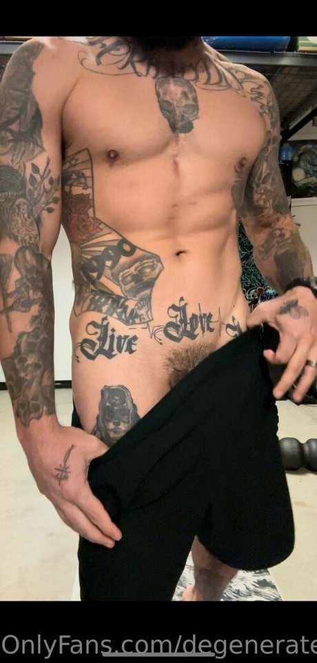 濡れたおまんこオンリーファンズ アダルト無料 写真