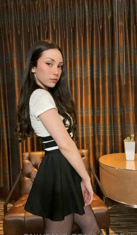 ポーグ xxx オンリーファンズ 美しいxxx 画像