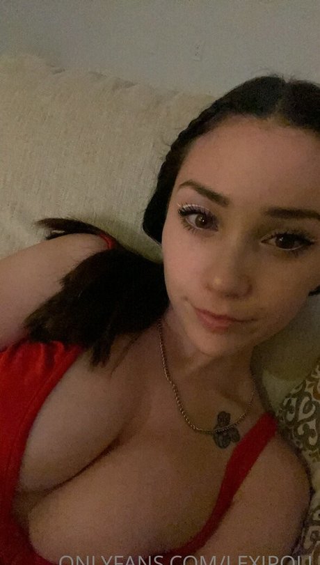 成熟した黒人女性オンリーファンズ ポルノグラフィック 写真