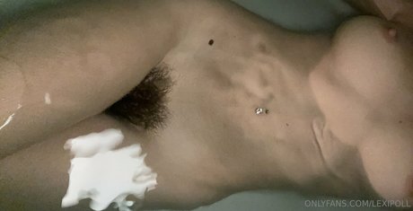 熟女クーガーオンリーファンズ トップ 画像