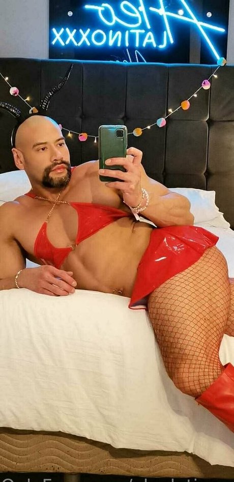 aleolatinoxxx ホットなポルノスター ギャラリー