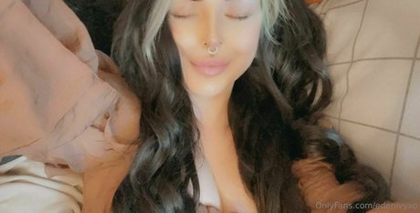 ゲイランジェリーOnlyFans エロチック 写真