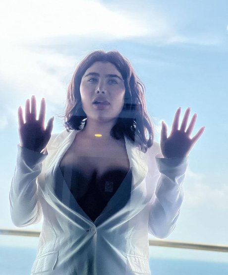 Angie Khoury ヌード女優 アーカイブ