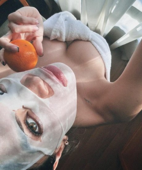 垂れ下がった熟女OnlyFans アダルト 写真