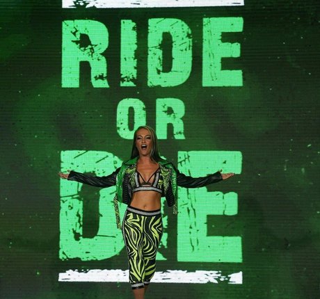 19歳のOnlyFans xxx 画像