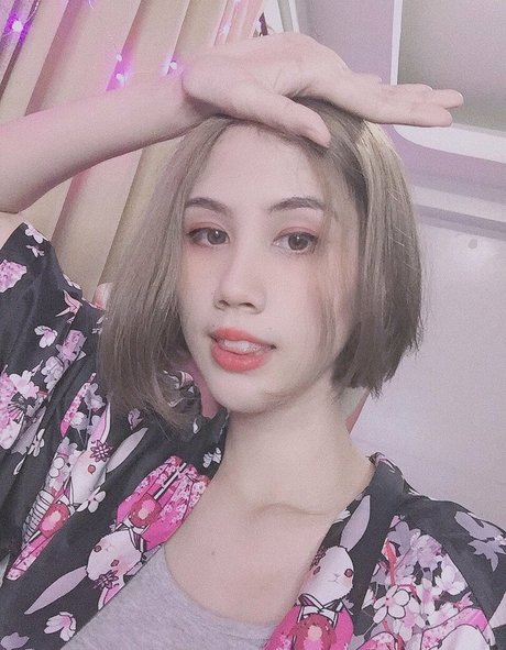 女装オンリーファン 美しい裸 画像