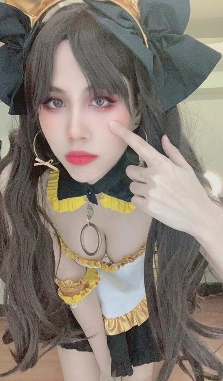 ウェブカメラ オンリーファンズ ヌード 写真