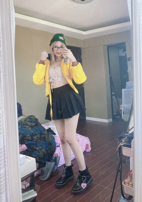 シックオンリーファン セクシーヌード 画像