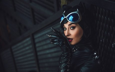 Ann Shakhovskaya エロティックなスター 画像