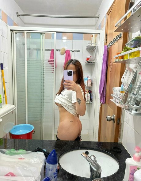 yvonneclose free xxx女優 写真